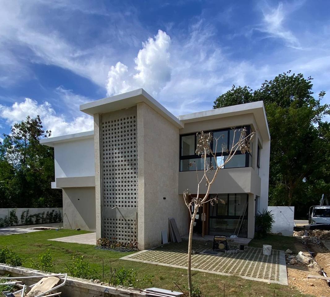 Villas en venta en Bayahíbe listas para entrega | Piscina privada y 3 habitaciones